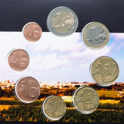 купить Мальта набор из 9 монет евро 2021 (включая юбилейную 2 евро), в буклете