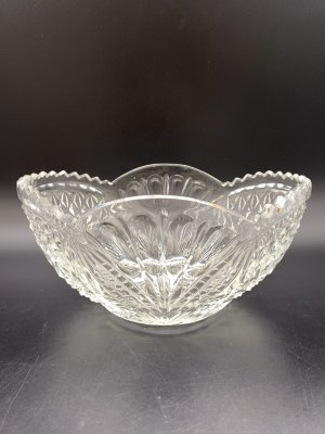 купить Конфетница с рельефным декором, хрусталь, алмазная грань, СССР, 1960-1980 гг.