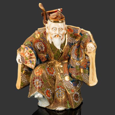 купить Скульптура "Дзё" (尉, «старик») из легенды о Такасаго (高砂), фарфор, роспись, кракле, Япония, 1950-1970 гг.