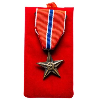 купить США Медаль "Бронзовая везда" в футляре