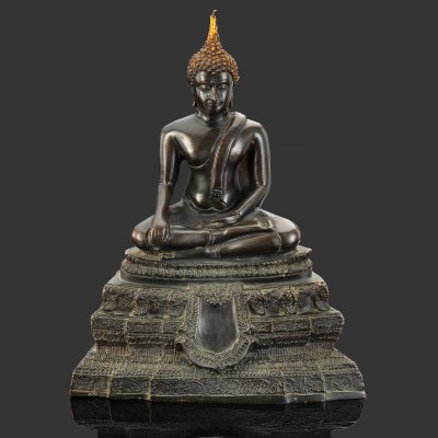 купить Скульптура "Будда Шакьямуни в позе ваджрасана на ступенчатом пьедестале", бронза, литье, Азия, 1980-2000 гг.