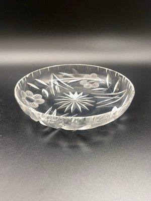 купить Конфетница с рельефным декором, стекло, СССР, 1960-1990 гг.