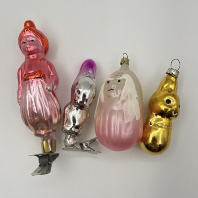 купить Набор из 4 елочных игрушек ("Маленький Мук", "Баба Яга", "Зайчик"), стекло, роспись, СССР, 1960-1980 гг.