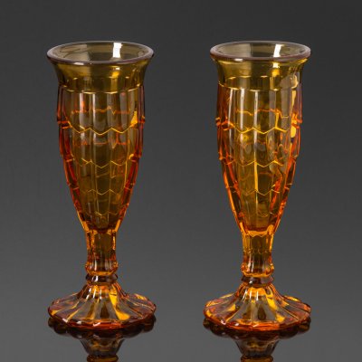 купить Вазы в стиле Art Deco, янтарного цвета, (парные), стекло, пресс, 1950-1970 гг.
