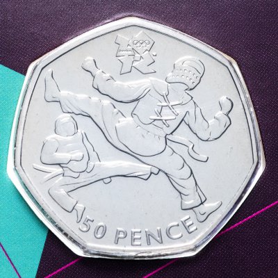 купить Великобритания 50 пенсов (pence) 2011 "XXX летние Олимпийские Игры, Лондон 2012 - Тхэквондо"