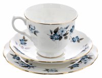 купить Трио чайное с цветочным декором, фарфор, деколь, мануфактура "Royal Crown", Англия, 1990-2010 гг.