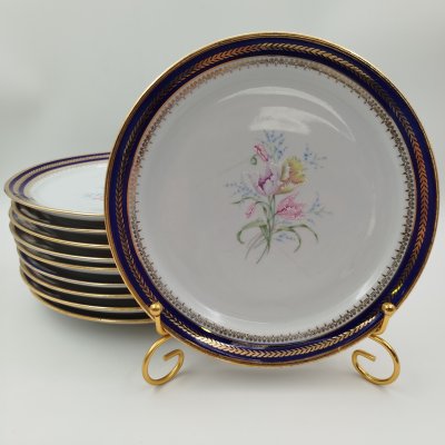 купить Набор из 10-ти десертных тарелок, украшенных цветочным декором, St. Amand, фарфор, деколь, крытье, золочение, Франция, 1950-1960 гг.