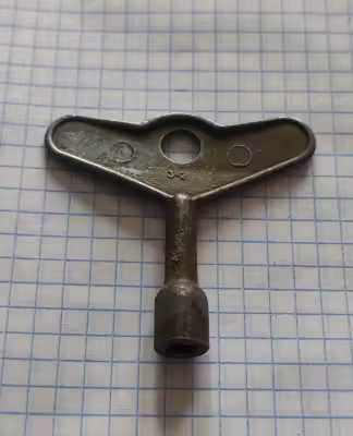 купить Заводной ключ для часов, металл, СССР, 1950-1970 гг.