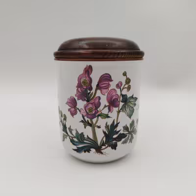 купить Банка "Aconitum napellus" ("Борец клобучковый") для сыпучих продуктов (для чая, специй), серия "Botanica", фарфор, деколь, дерево (крышка), Villeroy & Boch, Люксембург, 1980-2002 гг.