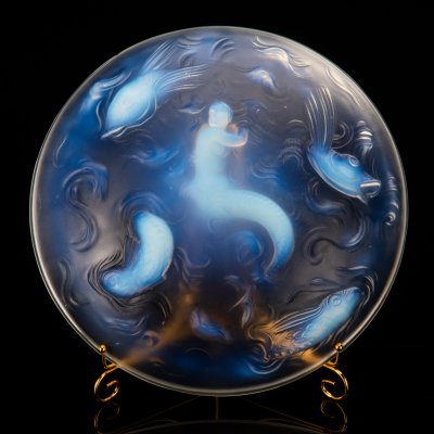 купить Блюдо "Русалка" из опалового стекла, стекло, пресс, Франция, 1930-1960 гг.