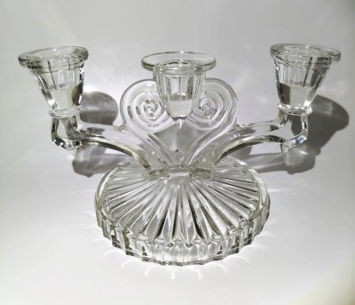 купить Подсвечник на три свечи в стиле ар-деко, (Либоховице/Libochovice)?, стекло, пресс, Чехословакия, 1950-1970 гг.