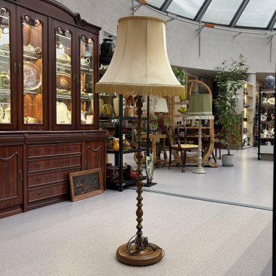 купить Торшер на фигурном точенном основании (винтаж), дерево, ткань, полимерный материал, СССР, 1980-1990 гг.