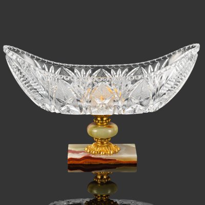 купить Фруктовница в форме ладьи на основании из натурального камня, хрусталь, алмазная грань, оникс, сплав металлов, Европа, 2010-2015 гг.