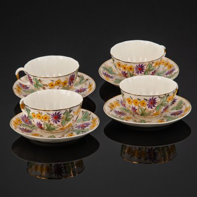 купить Набор из 4 чайных пар "ВСХВ", фарфор, роспись, золочение, Полонский завод художественной керамики (Полонное ЗХК), СССР, 1953-1957 гг.