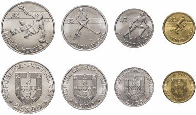 купить Португалия 25, 5, 2,5 и 1 эскудо 1982 "Чемпионат мира по хоккею на роликах"