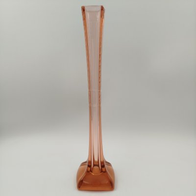 купить Ваза формы "Берц" карамельного цвета для одного цветка, стекло, выдувание, резьба, СССР, 1930-1950 гг.