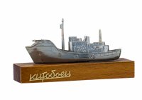 Купить Модель настольная "Корабль Китобоец", пластик, дерево, СССР, 1970-1980 гг.