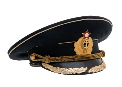 купить Фуражка офицерского состава ВМФ СССР, ткань, пластик, металл, СССР, 1970-1980 гг., ткань, пластик, металл, СССР, 1970-1980 гг.