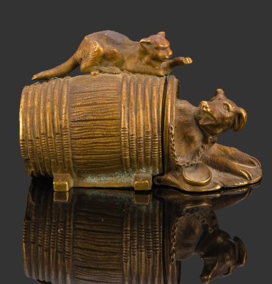 купить Мелочница "Кошка с собакой", бронза, Западная Европа, 1870-1890 гг.