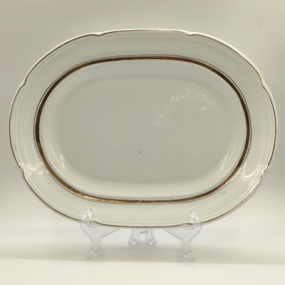 купить Большое сервировочное блюдо с золотой каймой, фаянс, золочение, Конаковский фаянсовый завод им. М.И. Калинина (ЗиК Конаково), СССР, 1962-1974 гг.