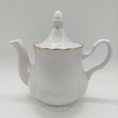 купить Чайник заварочный с лаконичным рельефным декором, фарфор, золочение, Добрушский фарфоровый завод, СССР, 1978-1991 гг.