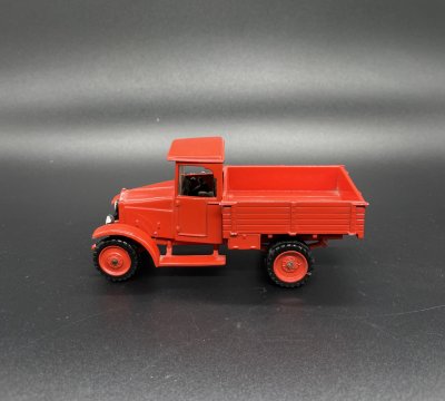 купить Модель автомобиля в масштабе 1:43 "АМО-Ф15 1927". Изготовитель "АРЕК" Казань, металл, пластик, картон, СССР, 1960-1991 гг.