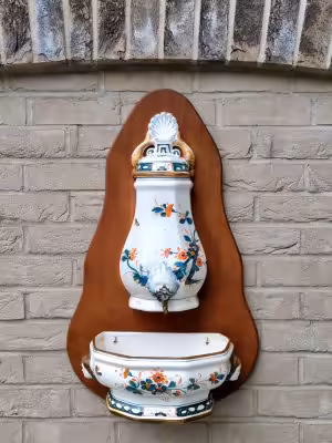 купить Умывальник, фаянс, ручная лепка, полихромная ручная роспись, Франция, 1800-1830 гг.