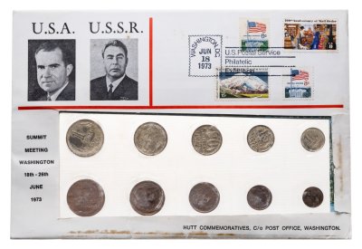 купить Набор монет 1972 1, 2, 3, 5, 10, 15, 20, 50 копеек, 1 рубль и жетон в экспортном конверте