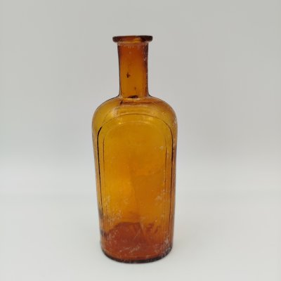 купить Флакон янтарного оттенка с филенками на тулове, стекло, Европа, 1900-1940 гг.