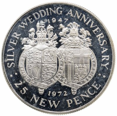 купить Гибралтар 25 новых пенсов (new pence) 1972 "25 лет свадьбе Королевы Елизаветы II и Принца Филиппа"