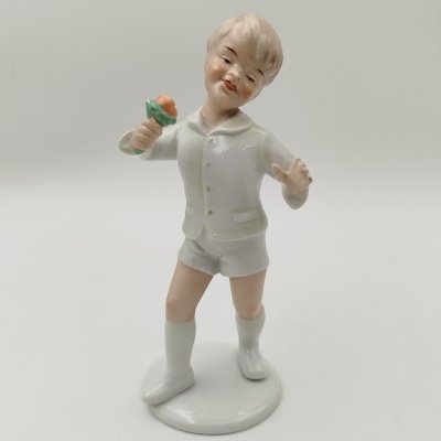 купить Статуэтка "Мальчик с розой", фарфор, роспись, Wallendorf, Германия, 1963-1990 гг.