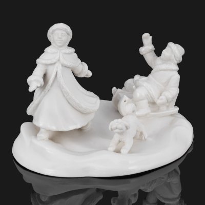 купить Статуэтка "Зимние забавы", фарфор, Европа, 1980-2000 гг.