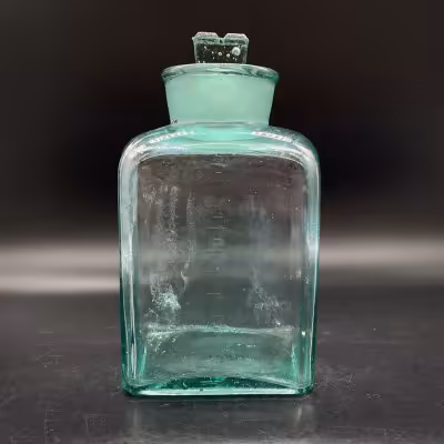купить Ёмкость для хранения жидкостей с пробкой, стекло, СССР, 1930-1950 гг.