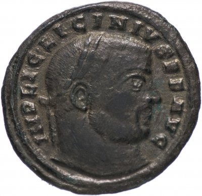 купить Римская Империя Лициний I 308–324 гг фоллис (реверс: Юпитер держит Викторию на шаре, внизу орел с венком)