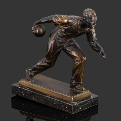 купить Скульптура "Игра в боулинг", бронза, литье, мрамор, Западная Европа, 1980-2000 гг.