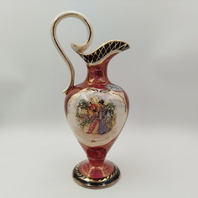 купить Кувшин с фигурной ручкой, украшенный изображением любовной сцены в саду, H. Bequet Quaregnon, керамика, деколь, золочение, Бельгия, 1950-1970 гг.