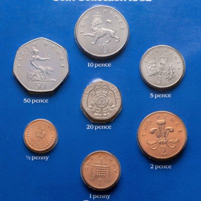 купить Великобритания набор монет 1982 (7 монет в буклете)