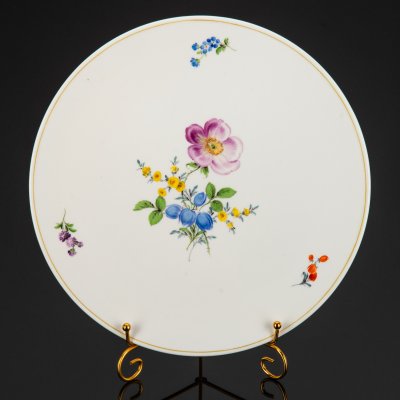 купить Блюдо круглой формы с цветочным декором, фарфор, роспись, Meissen (Мейсенский фарфор), Германия, 1924-1934 гг.