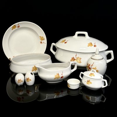 купить Набор столовый "Кленовый лист" (9 предметов), фарфор, деколь, золочение, Дулевский фарфоровый завод (Дулёво), СССР, 1959 г.