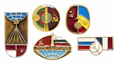 купить Набор значков Космос СССР - Интекосмос (5 штук ) (Разновидность случайная )