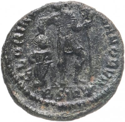 купить Римская Империя, Валент II, 364–378 гг, Нуммий (реверс: император идет вправо, волочит за волосы пленника)