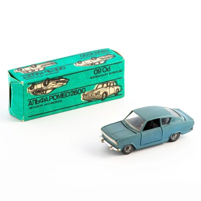 купить Игрушка автомобиль "Опель Кадет", в родной коробке (масштаб - 1:43), пластик, металл, Московский завод игрушек «Кругозор», СССР, 1970-1990 гг.