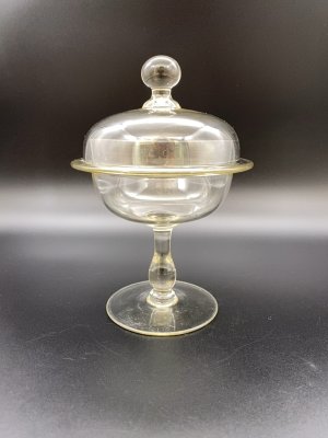 купить Конфетница на ножке с крышкой, стекло, 1960-1990 гг.