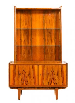 купить Горка (витрина), сосна, ореховый шпон, стекло, Чехословакия, 1960-1970 гг.