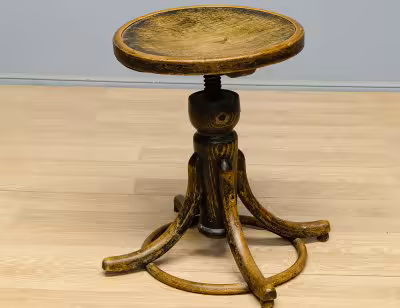 купить Винтовой табурет, дерево, 1870-1930 гг.