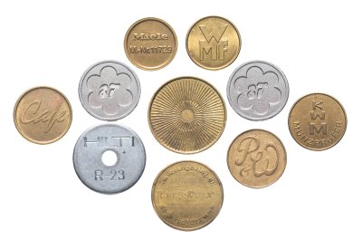 купить Набор из 10 жетонов разных стран