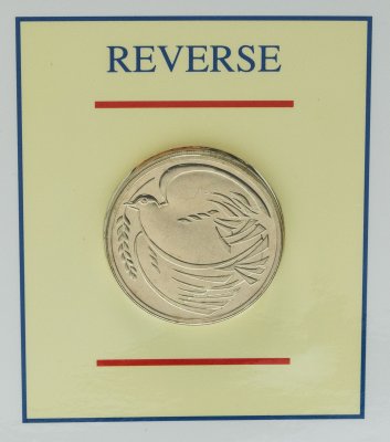 купить Великобритания 2 фунта (pounds) 1995 "50 лет победе во Второй Мировой Войне" (в буклете)