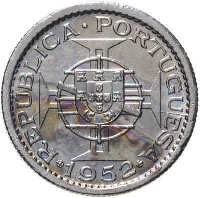 купить Макао 50 аво 1952