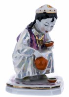 Купить Статуэтка "Девочка-узбечка с чайником", фарфор, Дулевский фарфоровый завод, скульптор О.М. Богданова, СССР, 1963 г.