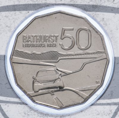 купить Австралия 50 центов 2013 "50 лет гонкам Батерст" UNC в блистере